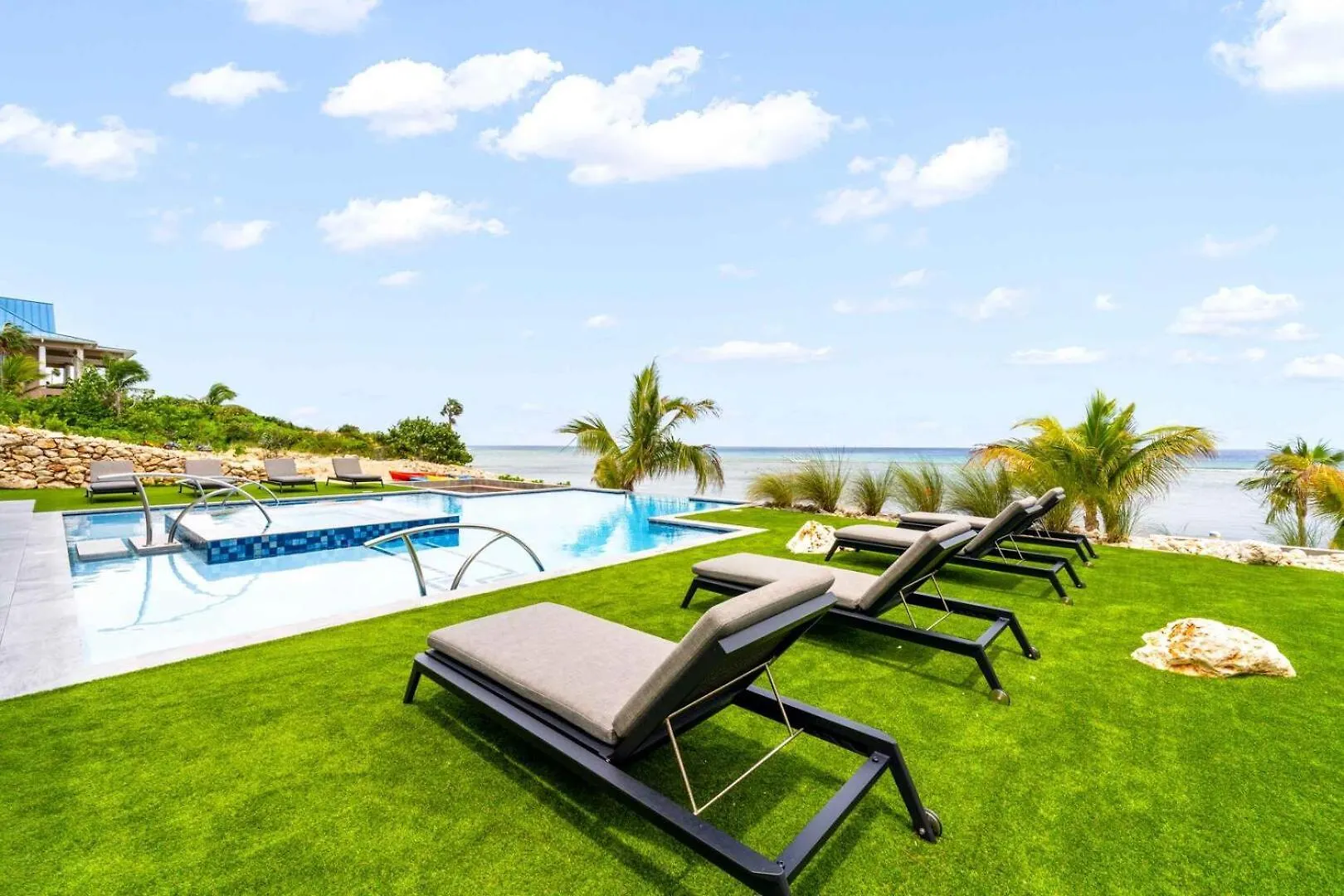 Apartment Bella Rocca - Luxurious Ocean Estate With Private Pool, Heated Spa, & Designer Interiors Gun Bay Cayman Islands